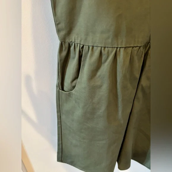 Tuckernuck Jade Green Stretch Twill Hayes Dress Medium NWOT - Picture 4 of 7